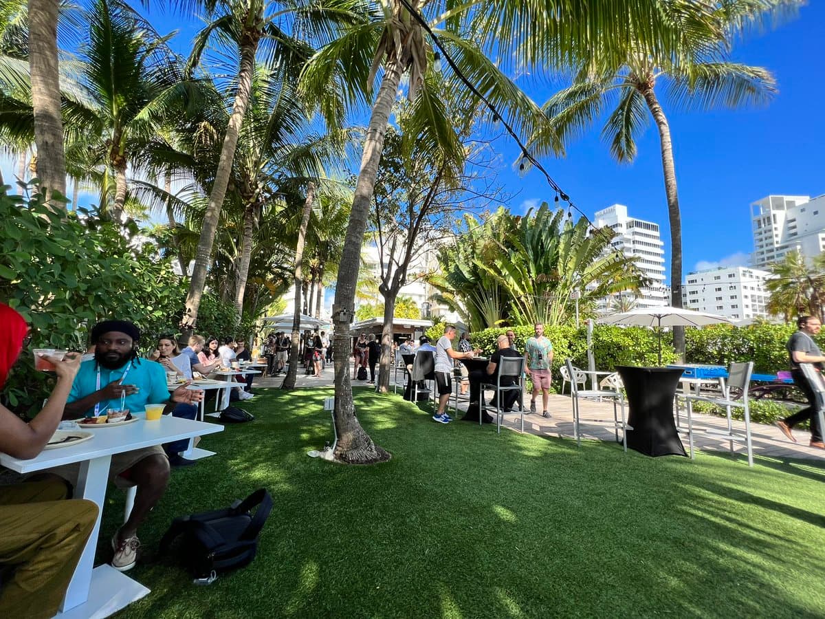 Wow. On my way home from the best conference week EVER. Thank you @MichelleBakels @josgerards88 and @gabe_g2i for all your hard work to make @ReactMiamiConf a success. 

I absolutely loved meeting SO many awesome folks. I hope we all stay in touch and that I get to know you more! https://t.co/5DRHu6iRGr